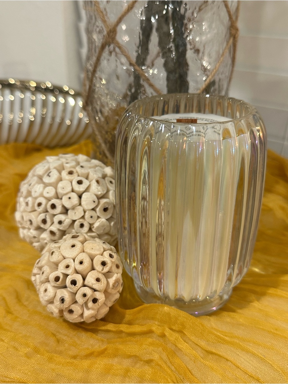 WILDBERRY CHAMOMILE, SCENT UNLEASHED LLC, LUXURY SCENTED CANDLE.